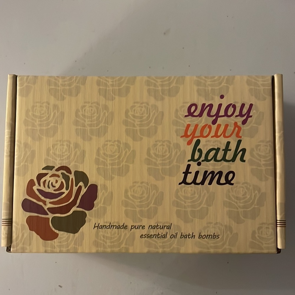 Bath Bombs - Picture 2 of 3
